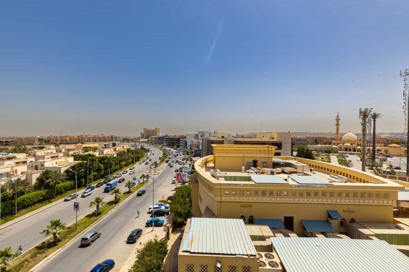 تجارى واداري في مولات الشيخ زايد